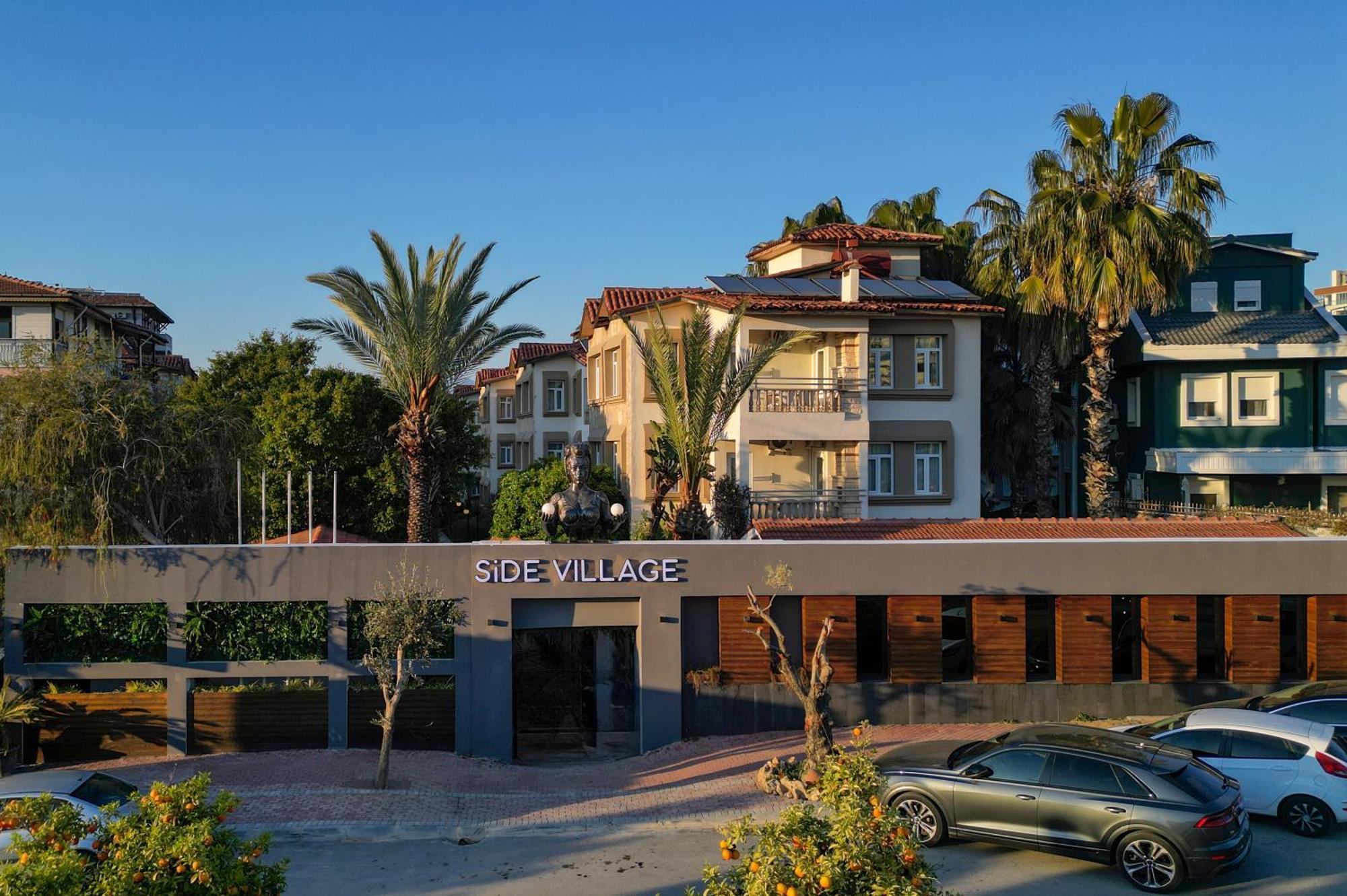 Hotel Side Village Family Suite 4*